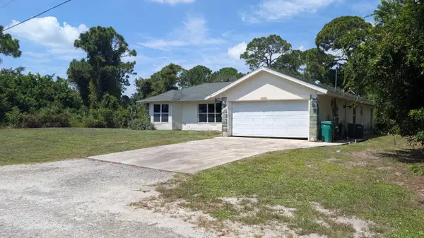 2501 Iroquois Avenue, Fort Pierce, FL 34946