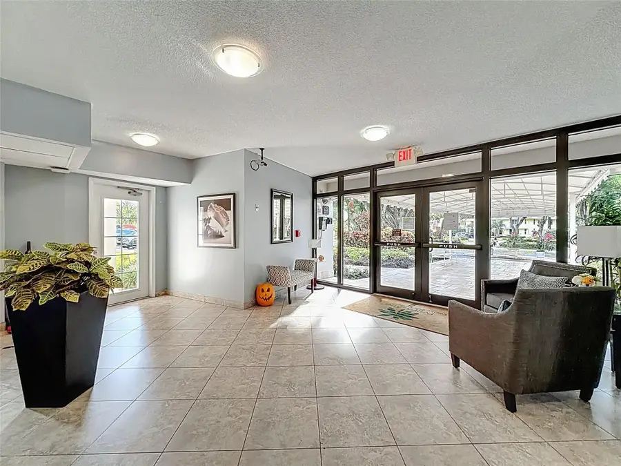 545 Oaks Lane #410, Pompano Beach, FL 33069 - #3
