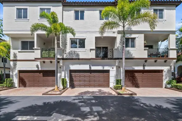 1403 Coastal Bay Boulevard, Boynton Beach, FL 33435