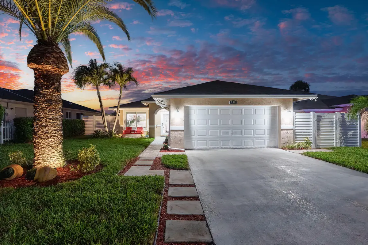 533 NE 1st Avenue, Deerfield Beach, FL 33441 - #1