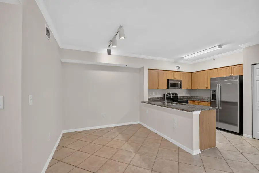 6370 Emerald Dunes Drive #203, West Palm Beach, FL 33411 - #3