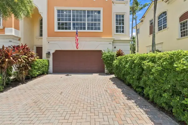 5570 NE Trieste Way, Boca Raton, FL 33487