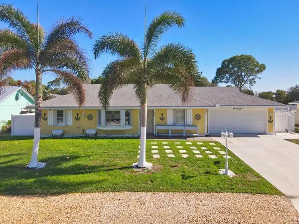 888 NE Maranta Terrado, Jensen Beach, FL 34957
