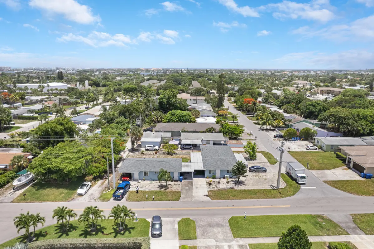 516 S Arnold Avenue, Lantana, FL 33462 - #1
