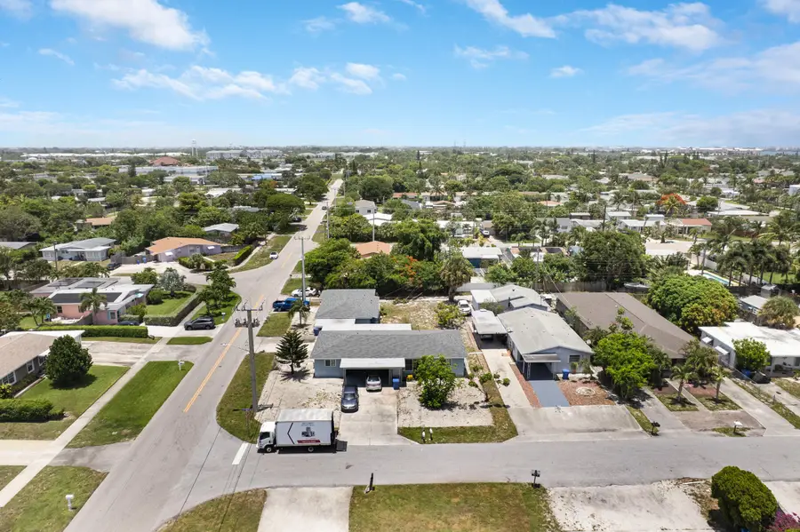 516 S Arnold Avenue, Lantana, FL 33462 - #2