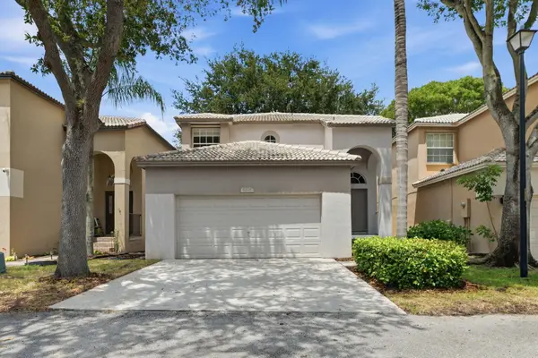 5205 Eagle Cay Manor, Coconut Creek, FL 33073
