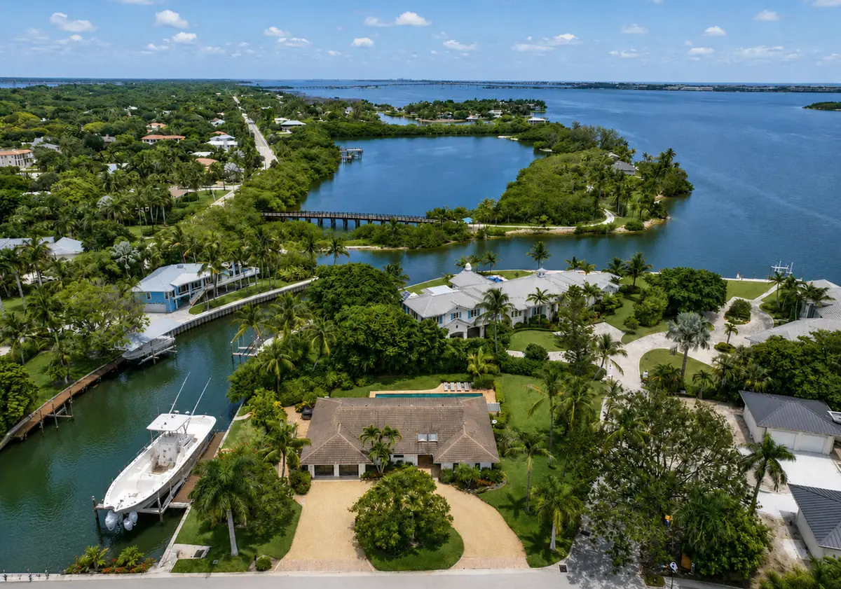 2 Island Road, Sewalls Point, FL 34996 - #1