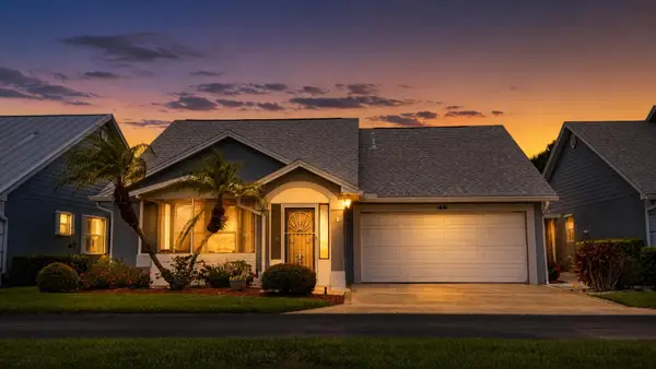 322 NW Tuscany Court, Port St Lucie, FL 34986