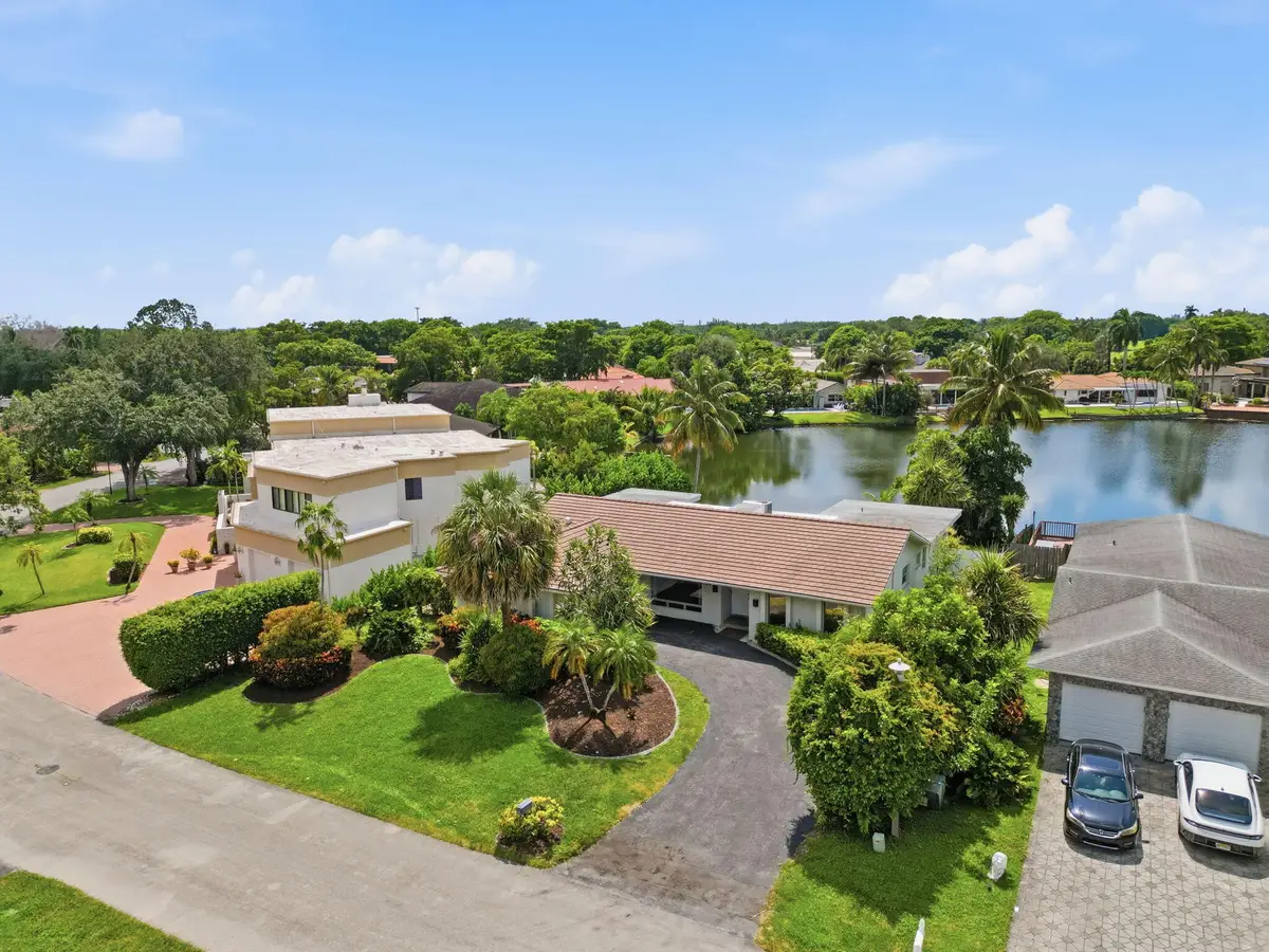 613 Sea Turtle Way, Plantation, FL 33324 - #1