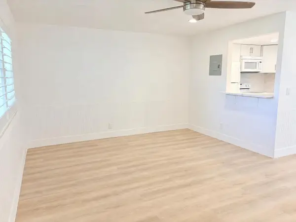 251 Flanders F, Delray Beach, FL 33484