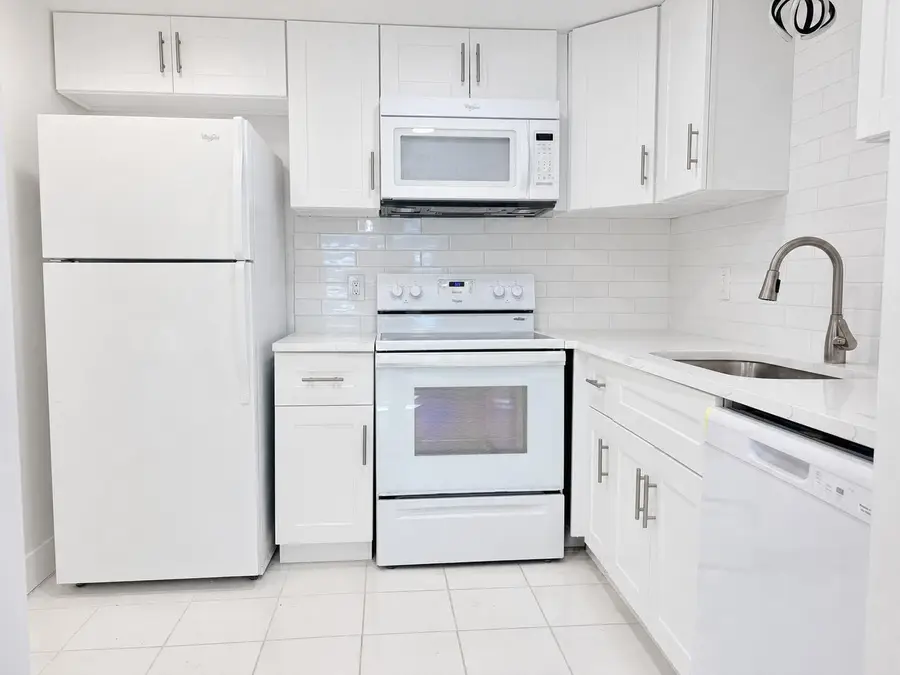 251 Flanders F, Delray Beach, FL 33484 - #2