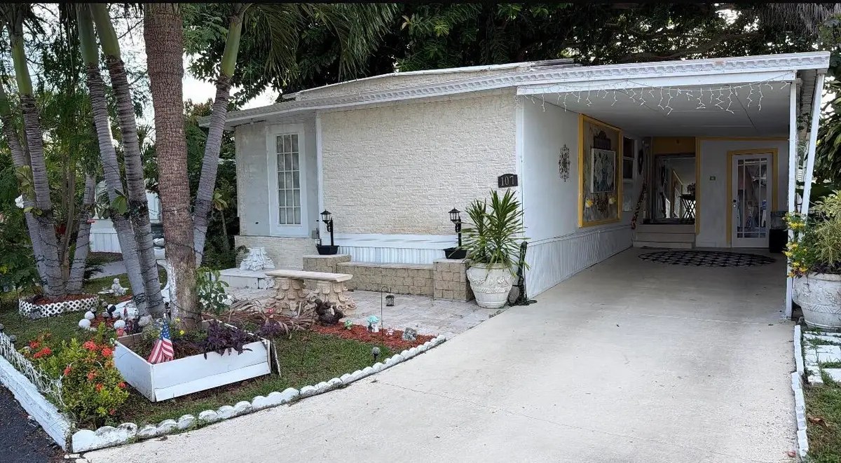 107 Havenwood Drive, Pompano Beach, FL 33064 - #1