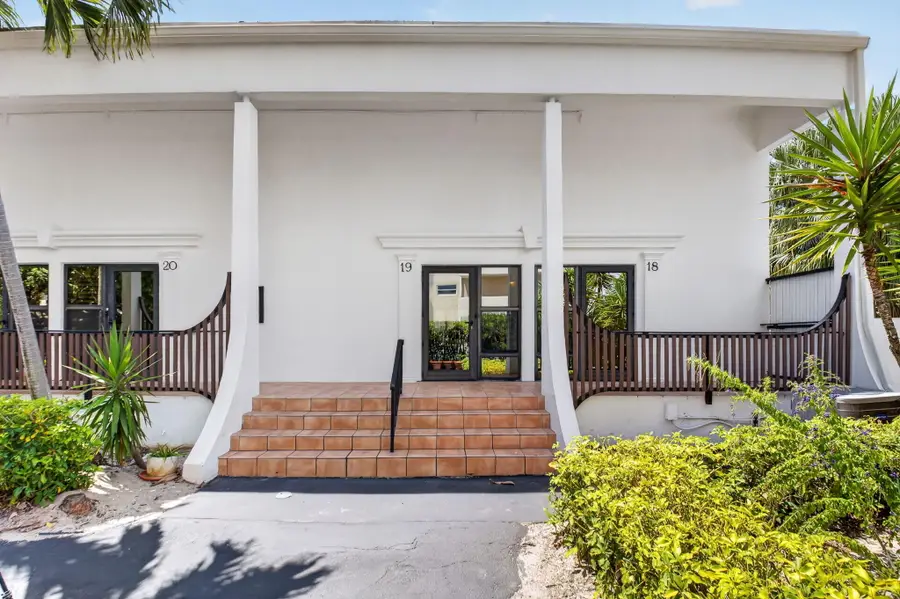 3589 S Ocean Boulevard #19, South Palm Beach, FL 33480 - #3