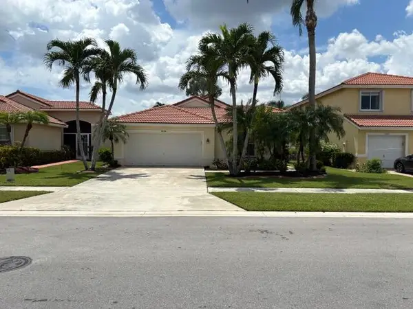 5026 Prairie Dunes Village Circle, Lake Worth, FL 33463