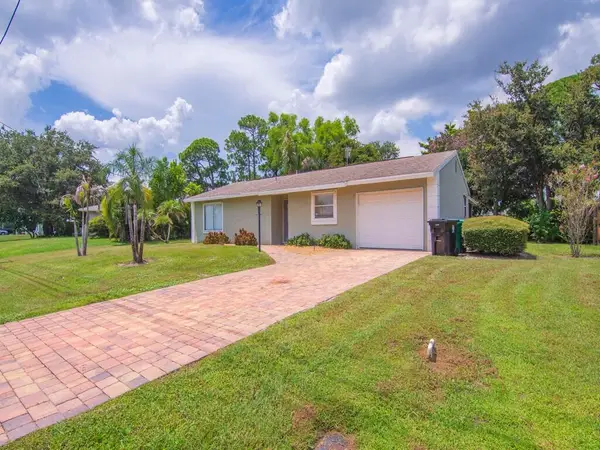 509 SE Faith Terrace, Port St Lucie, FL 34953
