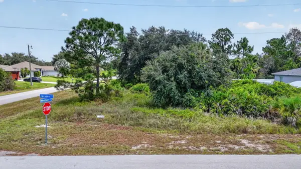 720 Jerome Street, Lehigh Acres, FL 33972