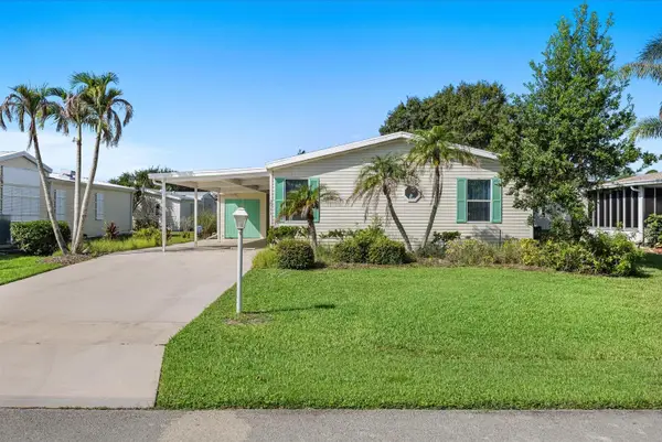 2911 Nine Iron Drive, Port St Lucie, FL 34952