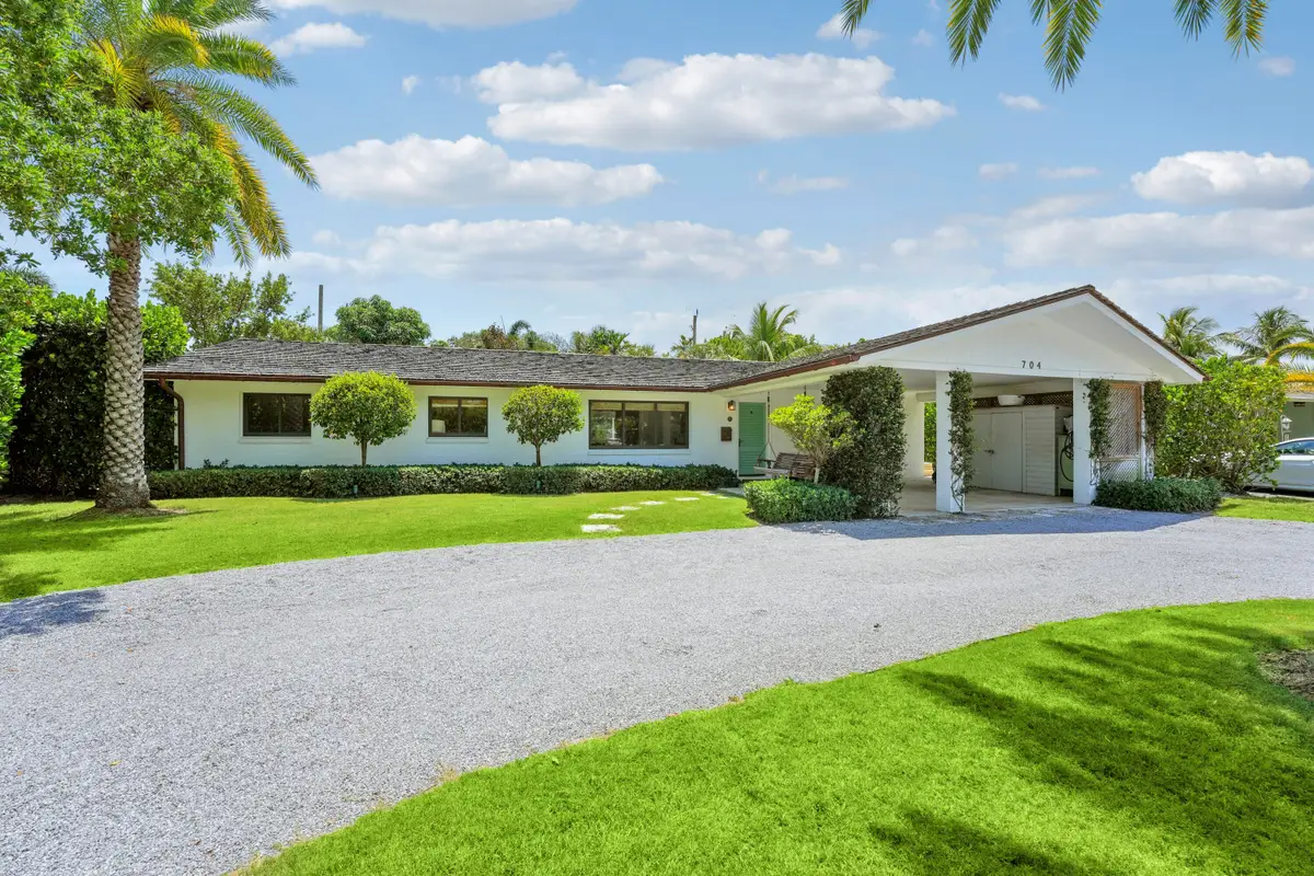 704 Pelican Way, North Palm Beach, FL 33408 - #1