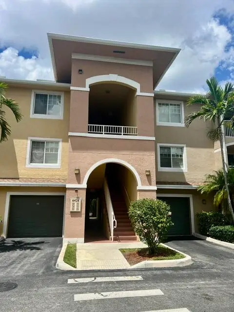 6426 Emerald Dunes Drive #206, West Palm Beach, FL 33411