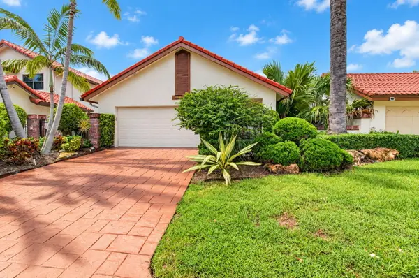 21676 Club Villa Terrace, Boca Raton, FL 33433
