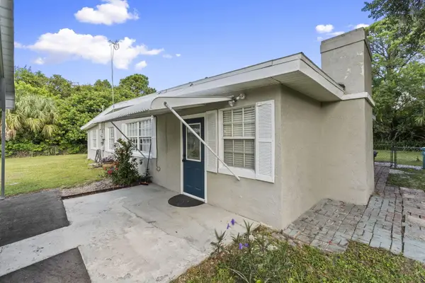 3920 Edwards Road, Fort Pierce, FL 34981