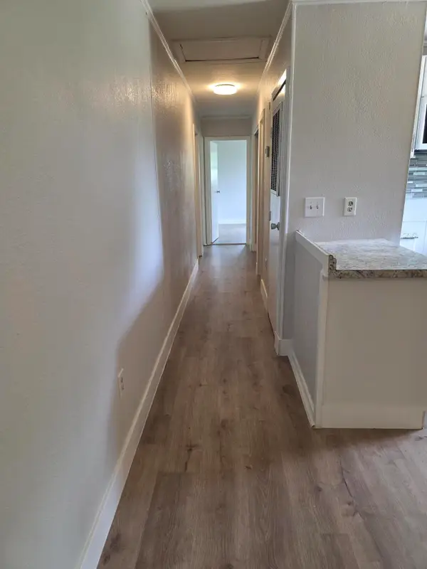 215 S Florida Avenue, Avon Park, FL 33825