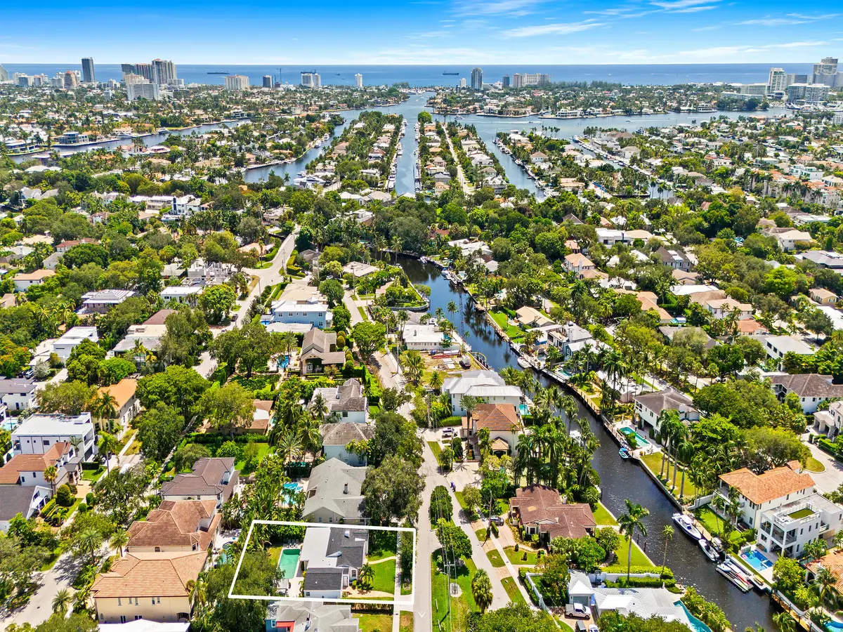1001 SE 10th Street, Fort Lauderdale, FL 33316 - #1