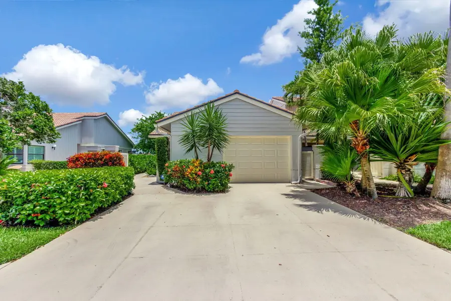 523 Prestwick Circle, Palm Beach Gardens, FL 33418 - #3
