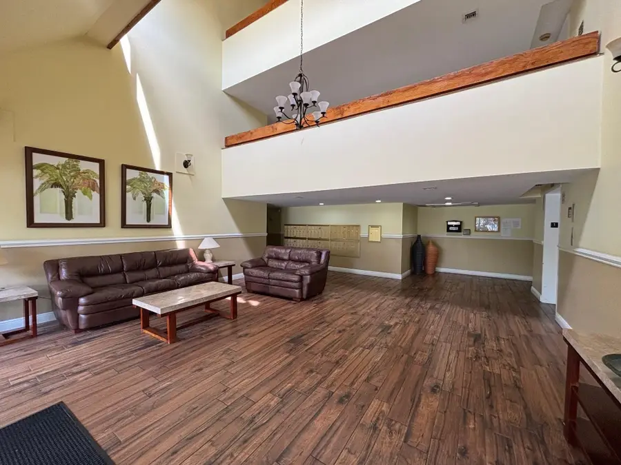 220 Lakeview Drive #103, Weston, FL 33326 - #2