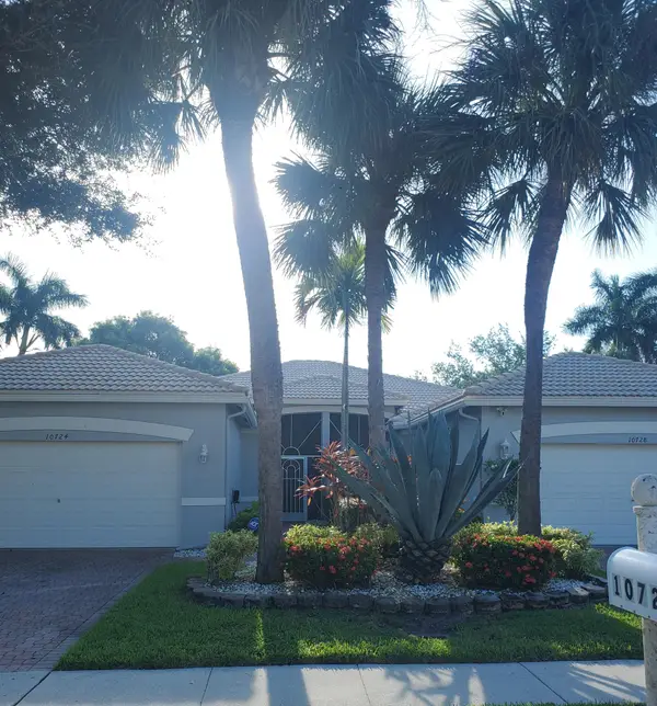 10724 Royal Caribbean Circle, Boynton Beach, FL 33437