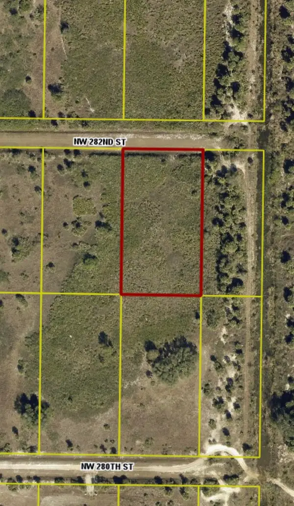 20068 NW 282nd Street, Okeechobee, FL 34972