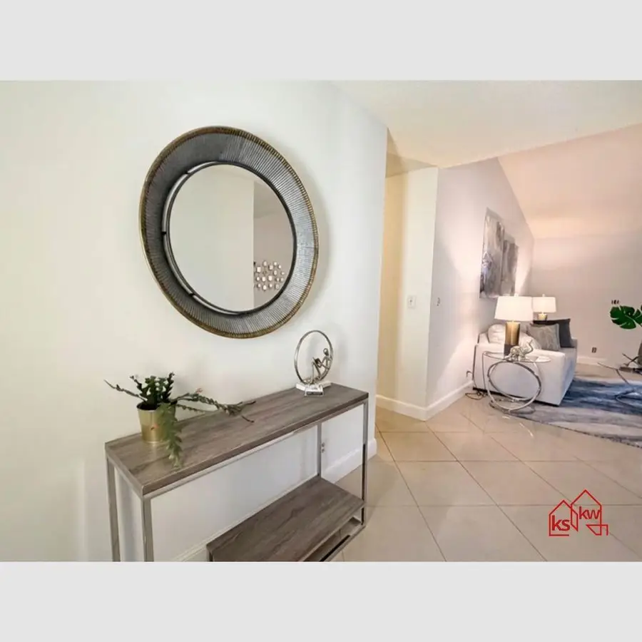 10335 Greenbriar Court, Boca Raton, FL 33498 - #2