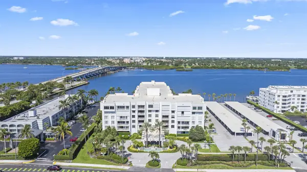 2860 S Ocean Boulevard #302, Palm Beach, FL 33480