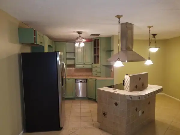 5725 Fernley Drive E #7, West Palm Beach, FL 33415