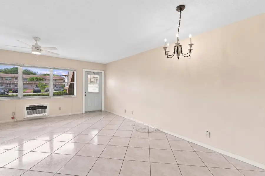 98 Norwich E, West Palm Beach, FL 33417 - #3