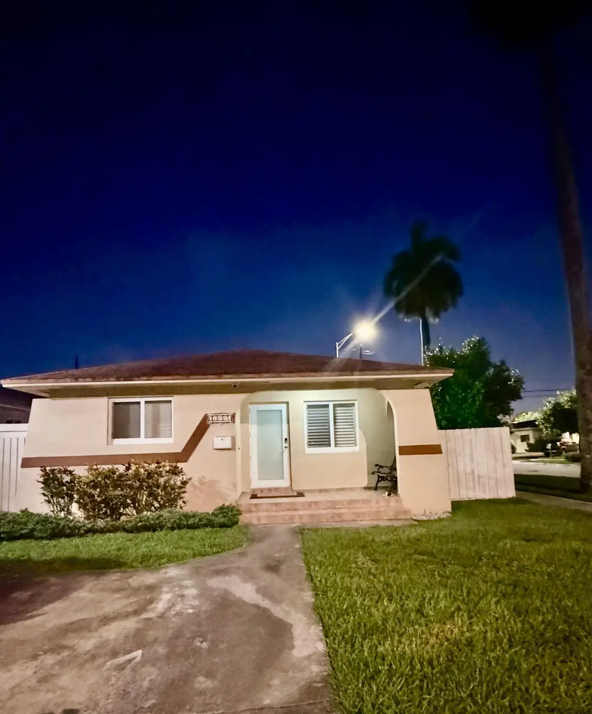 1092 W 32nd Street, Hialeah, FL 33012 - #1