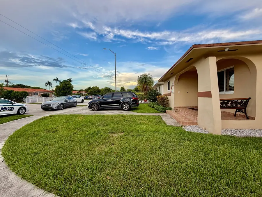 1092 W 32nd Street, Hialeah, FL 33012 - #3