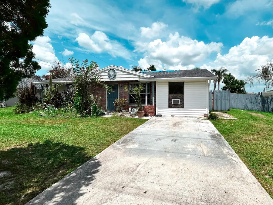 201 NW Floresta Drive, Port Saint Lucie, FL 34983 - #2