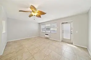 114 Northampton F #114, West Palm Beach, FL 33417