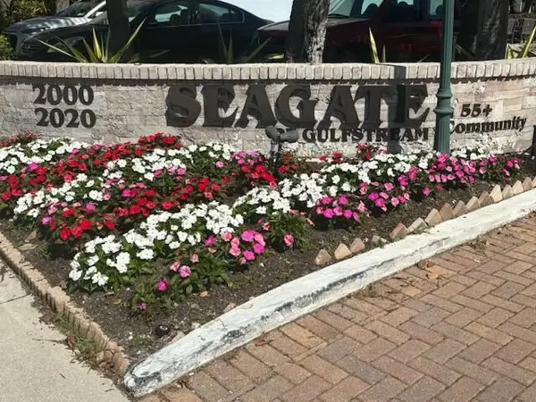 2000 S Federal Highway #301, Boynton Beach, FL 33435
