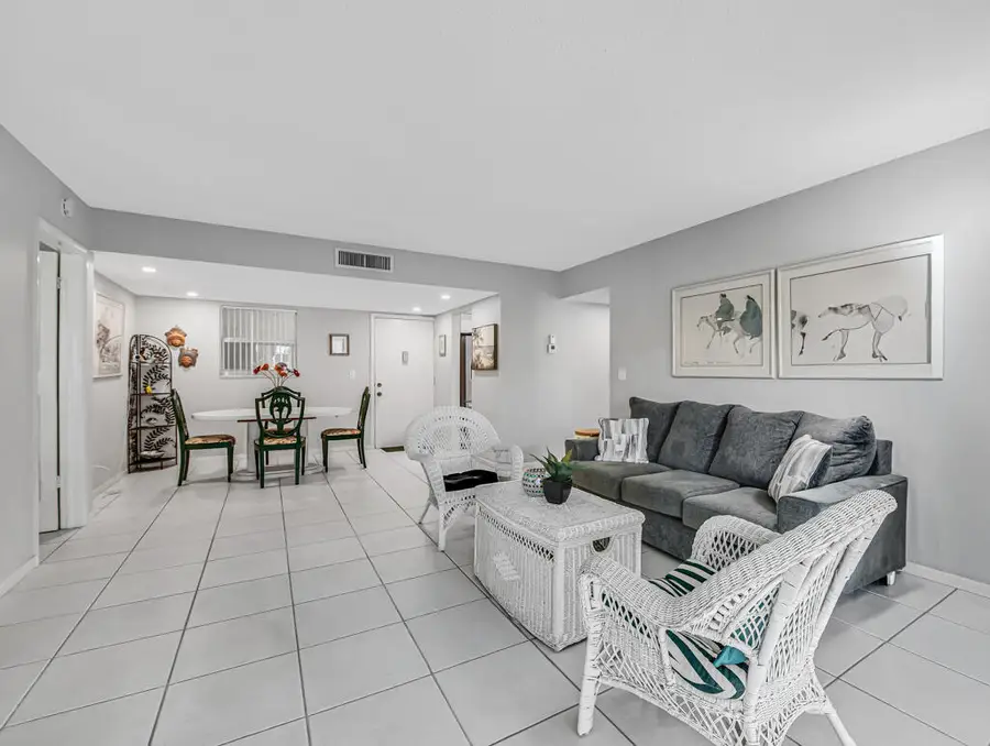 752 Lori Drive #217, Palm Springs, FL 33461 - #3