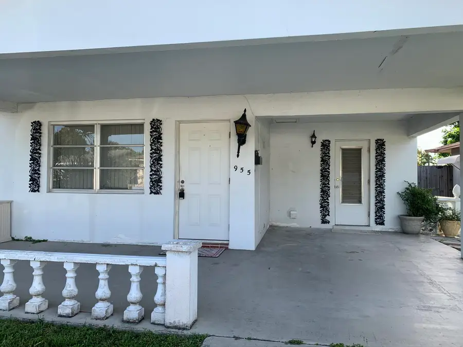 955 NW 69th Avenue, Margate, FL 33063 - #2