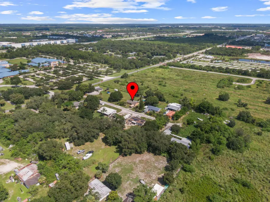 3324 S Jenkins Road, Fort Pierce, FL 34981 - #3