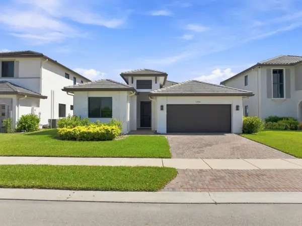 5282 Nevola Avenue, Ave Maria, FL 34142