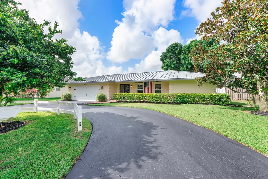 8520 NW 29th Drive, Coral Springs, FL 33065 - #2