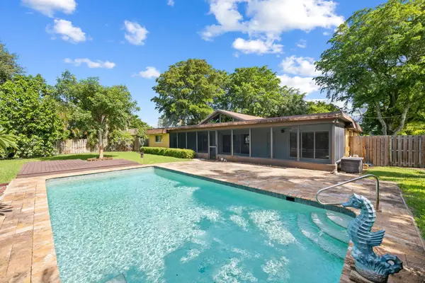 5920 SW 16th Street, Plantation, FL 33317
