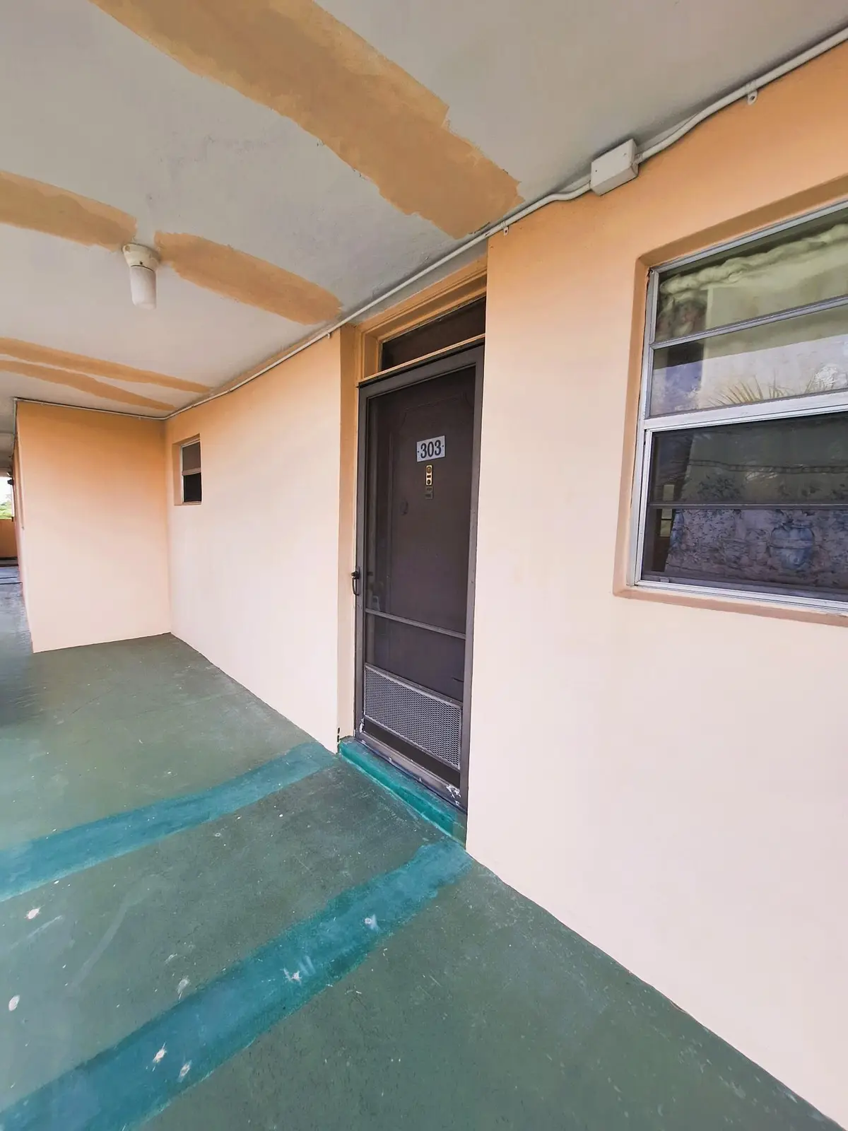 2900 NW 47th Terrace #303B, Lauderdale Lakes, FL 33313 - #1