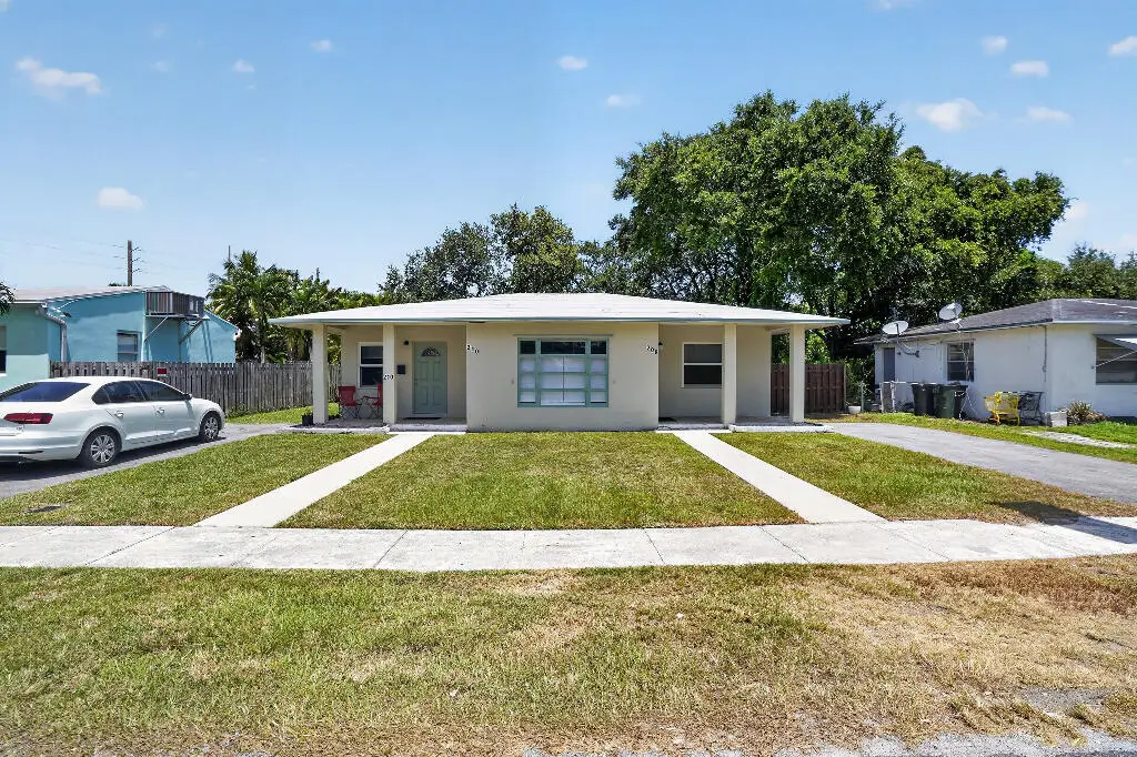 208 SW 2nd Place #1-2, Dania Beach, FL 33004 - #1