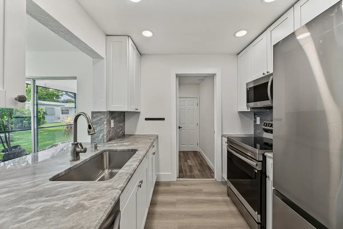 1190 NW 90th Avenue, Plantation, FL 33322 - #1