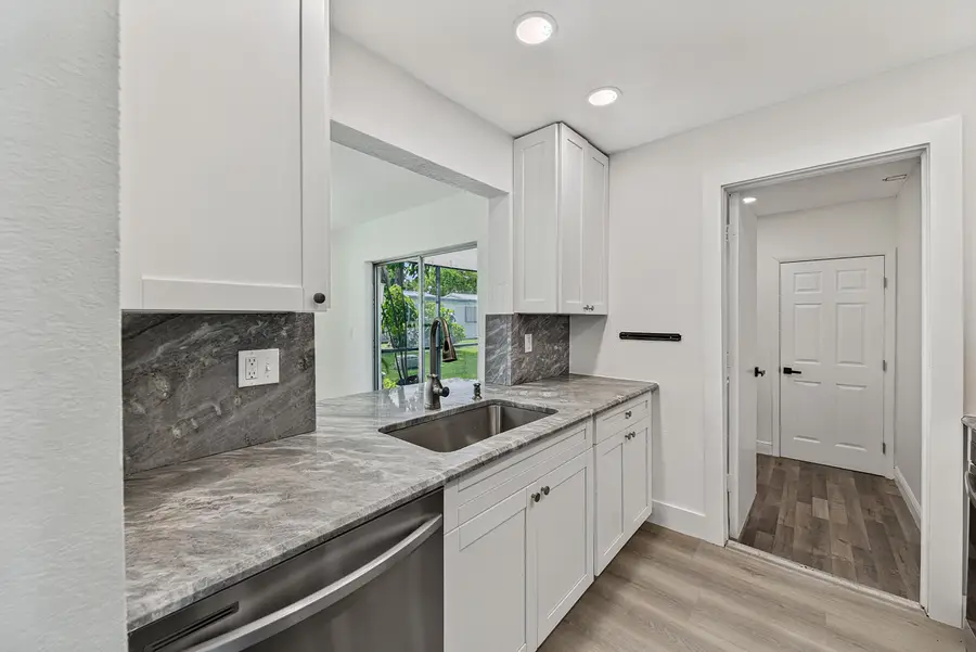 1190 NW 90th Avenue, Plantation, FL 33322 - #3